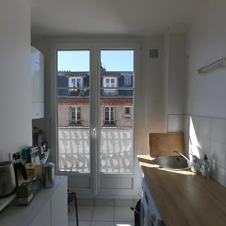 Nice 52 M For 2 With Balcony Near The Bastille * Paris